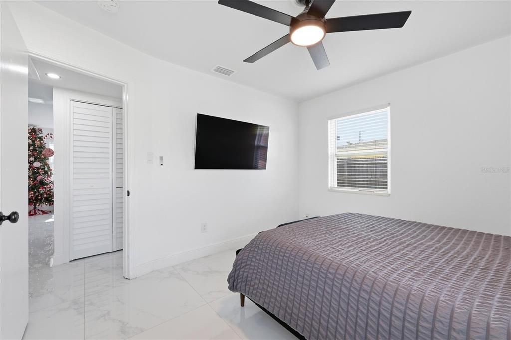 待售: $420,000 (3 贝兹, 2 浴室, 1046 平方英尺)