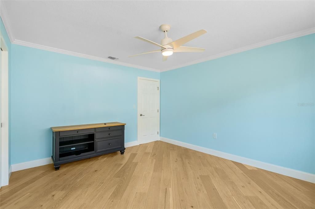 На продажу: $255,500 (2 спален, 2 ванн, 1120 Квадратных фут)