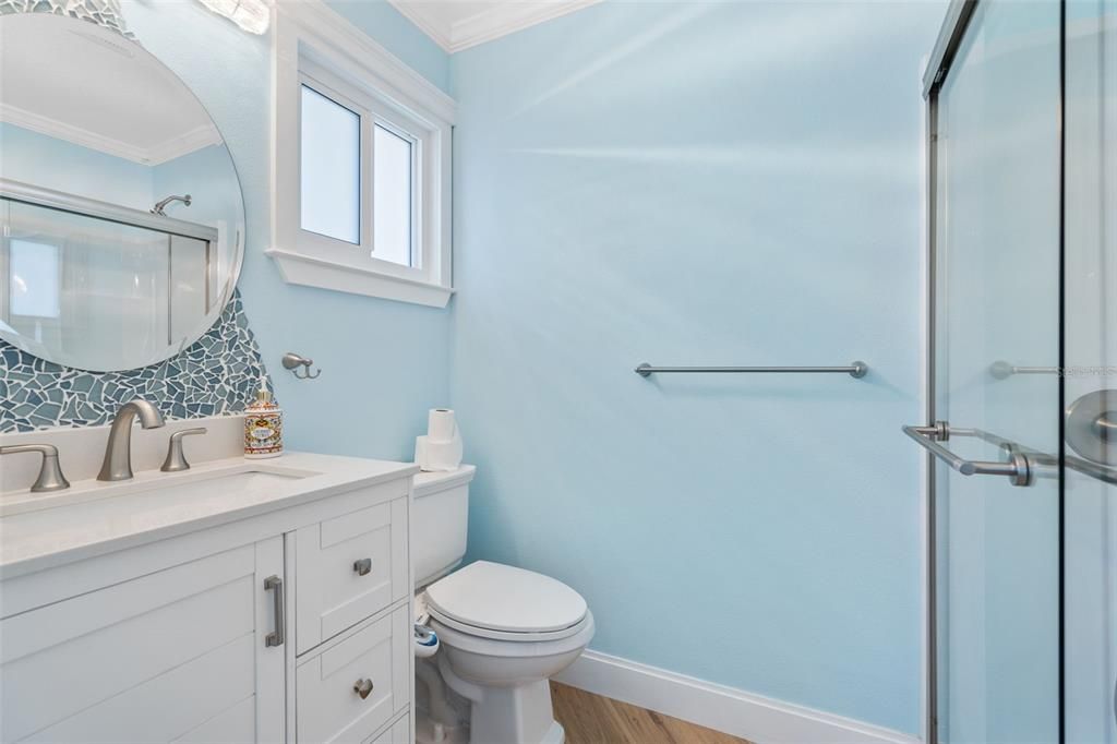 На продажу: $255,500 (2 спален, 2 ванн, 1120 Квадратных фут)