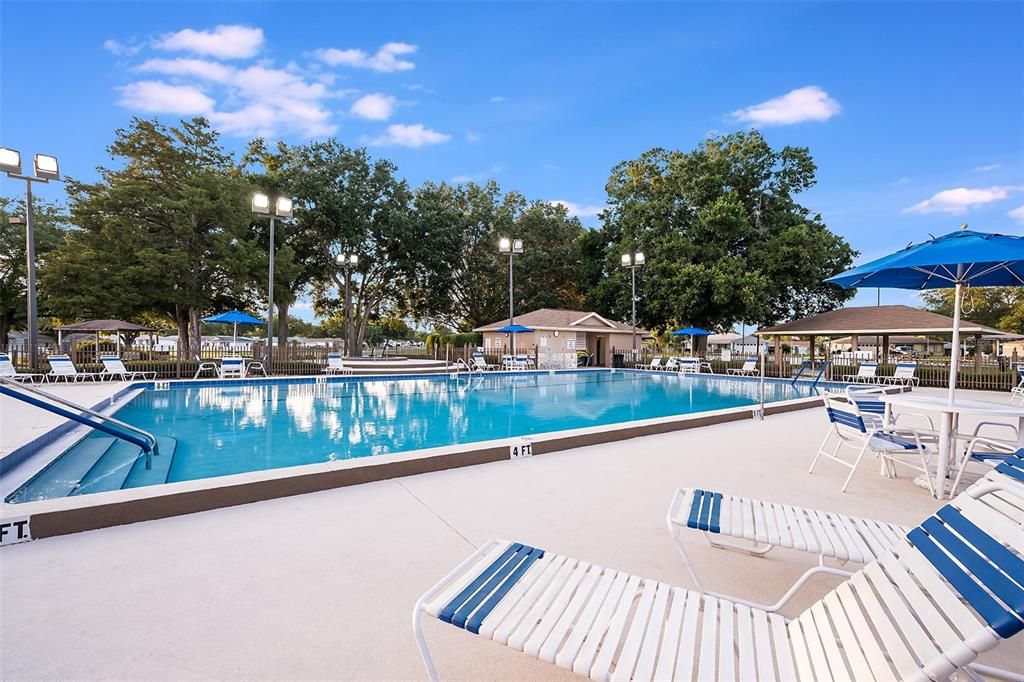 For Sale: $315,490 (2 beds, 2 baths, 1810 Square Feet)