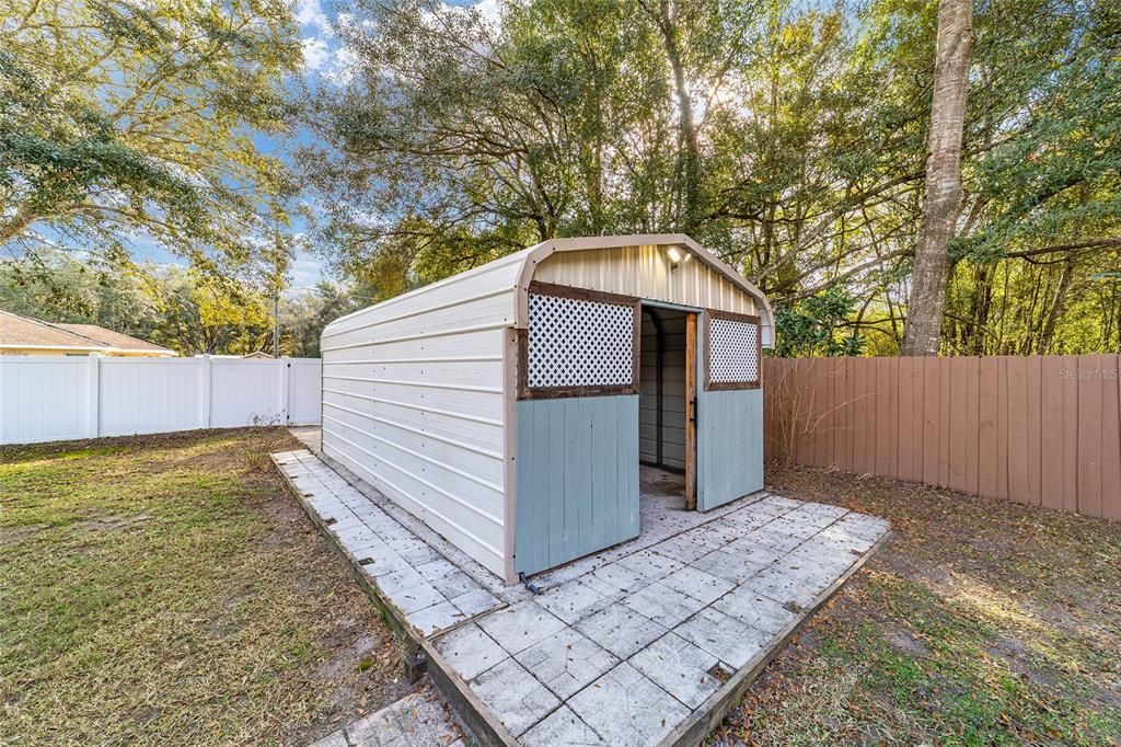 For Rent: $2,300 (3 beds, 2 baths, 1707 Square Feet)