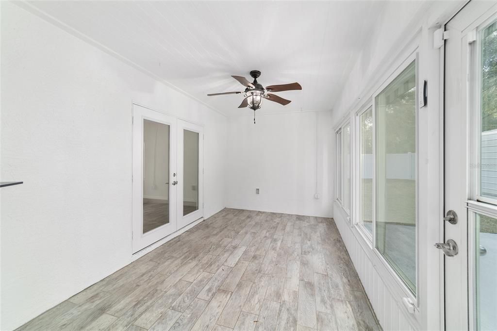 For Rent: $2,300 (3 beds, 2 baths, 1707 Square Feet)