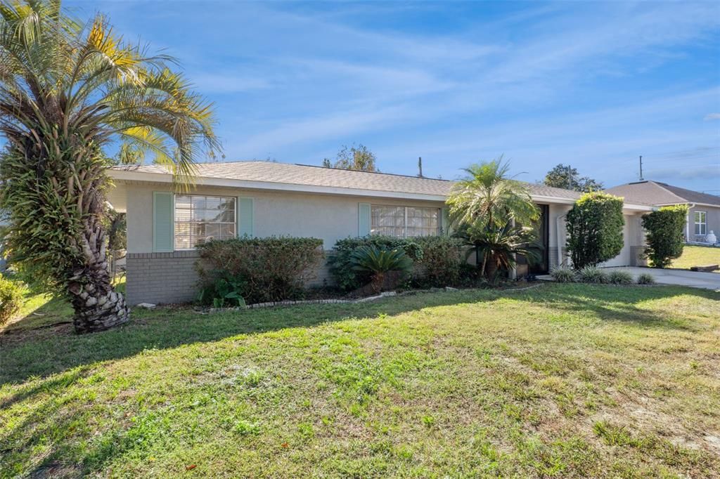 For Sale: $395,000 (4 beds, 3 baths, 1814 Square Feet)