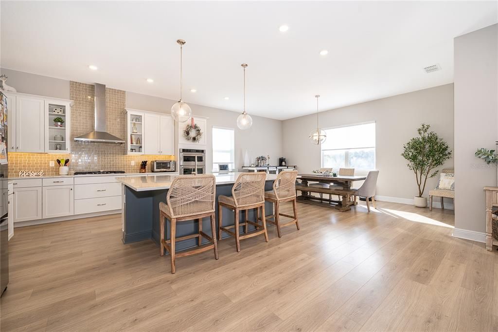 待售: $992,000 (4 贝兹, 3 浴室, 3032 平方英尺)