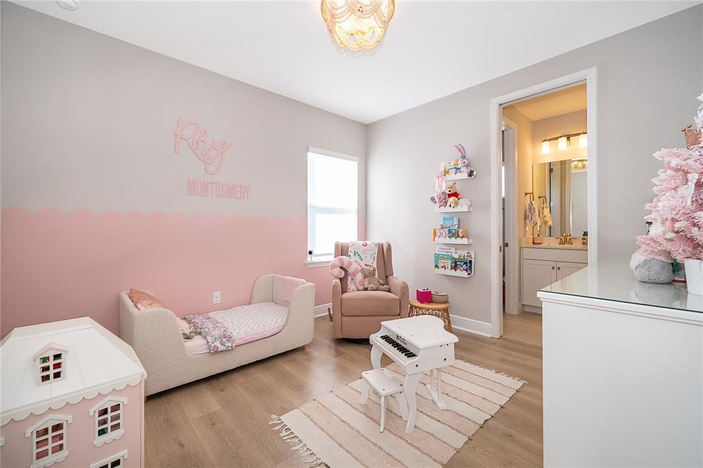 待售: $992,000 (4 贝兹, 3 浴室, 3032 平方英尺)