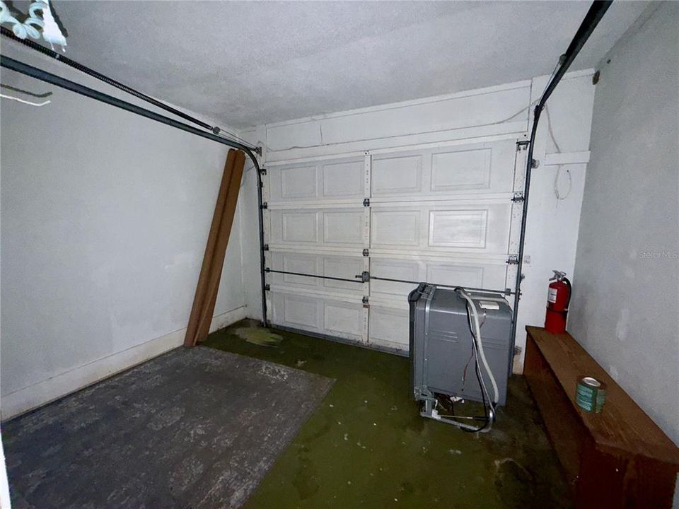 На продажу: $65,000 (2 спален, 1 ванн, 1396 Квадратных фут)