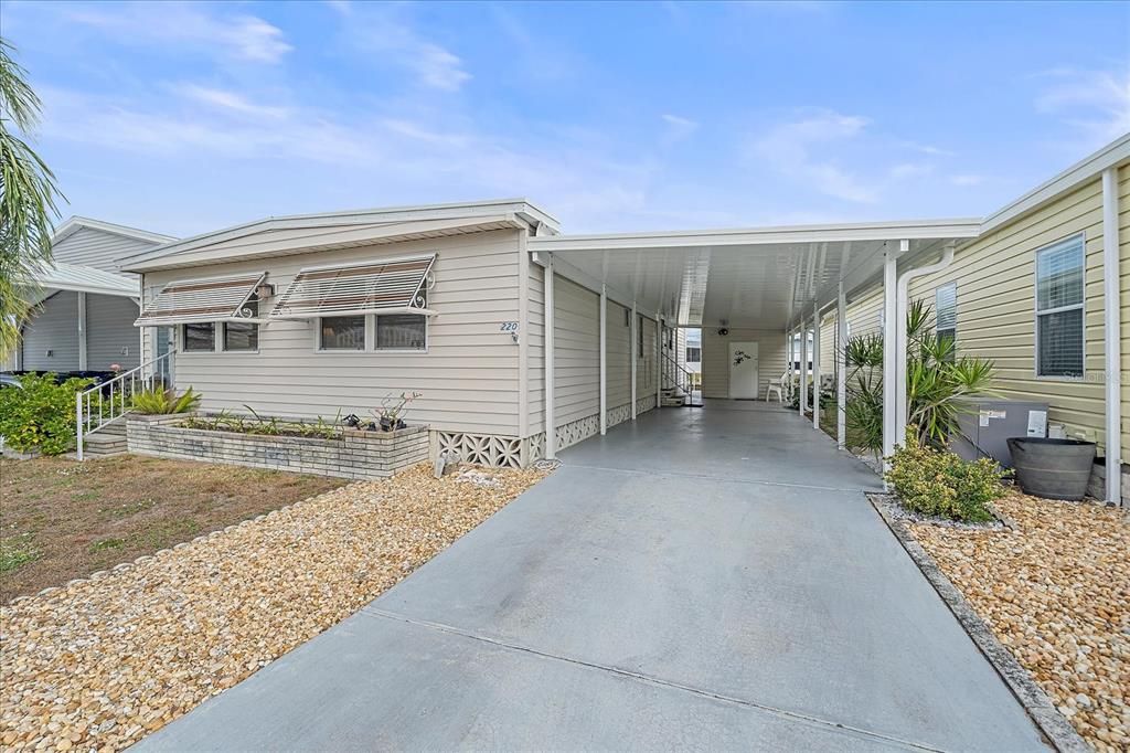 En Venta: $299,000 (3 camas, 2 baños, 1392 Pies cuadrados)