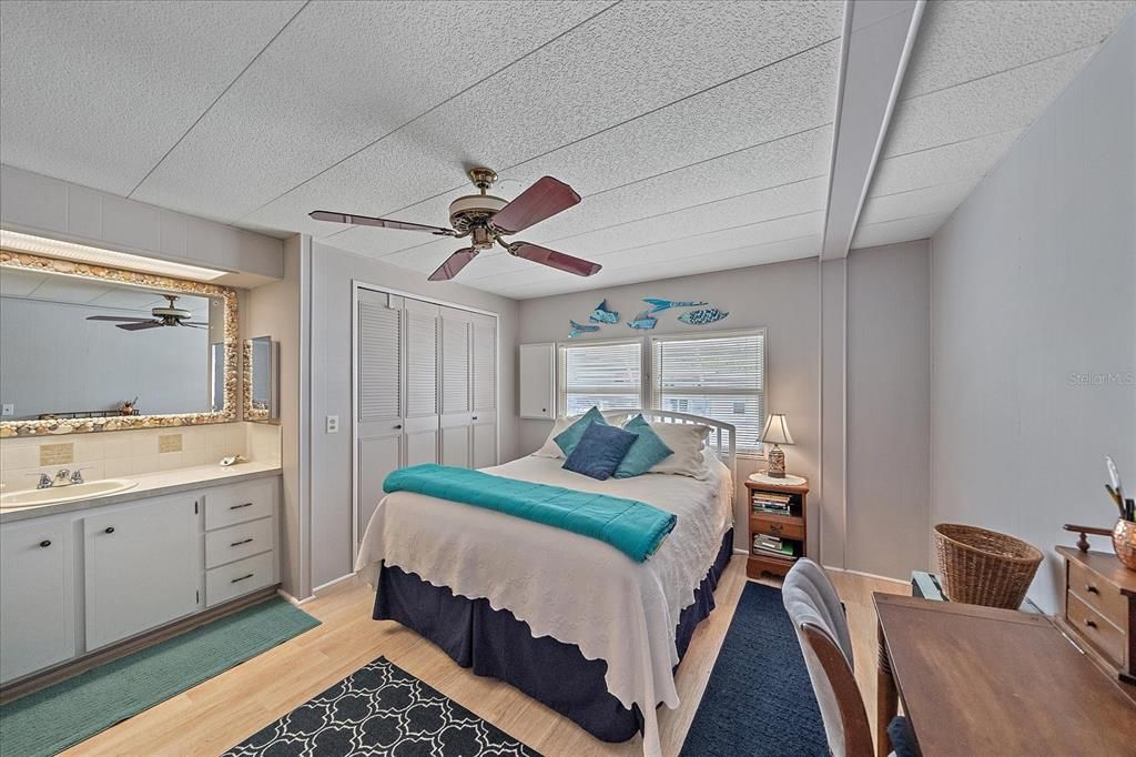 En Venta: $299,000 (3 camas, 2 baños, 1392 Pies cuadrados)