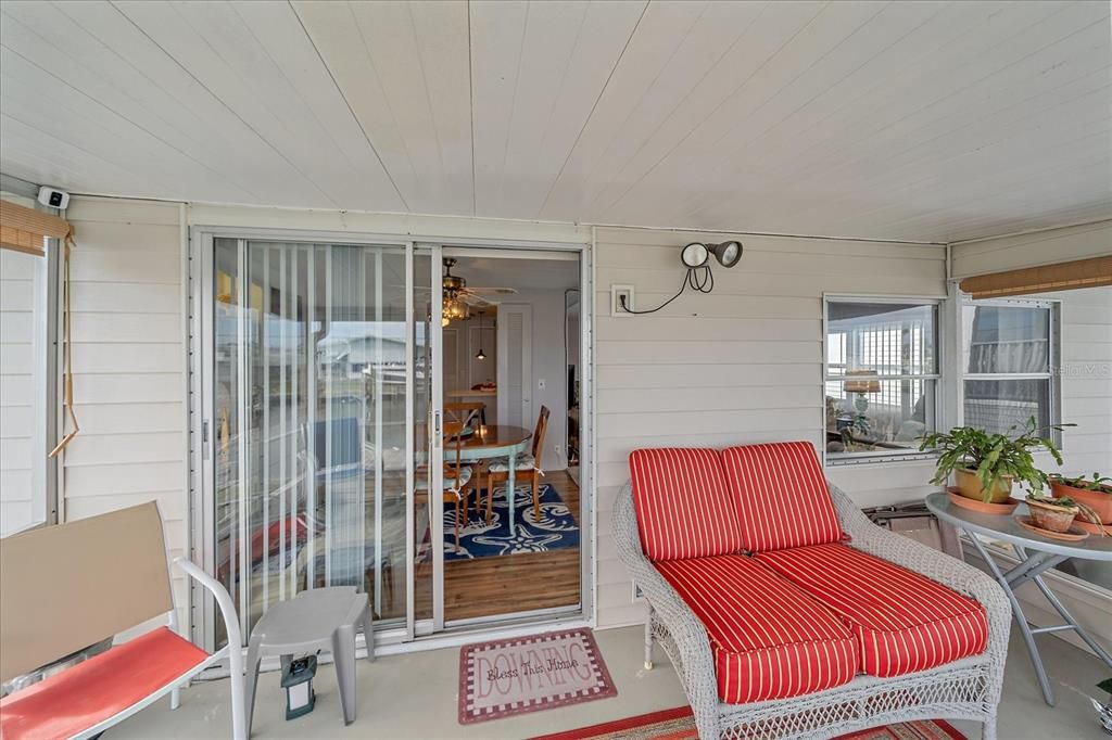 En Venta: $299,000 (3 camas, 2 baños, 1392 Pies cuadrados)