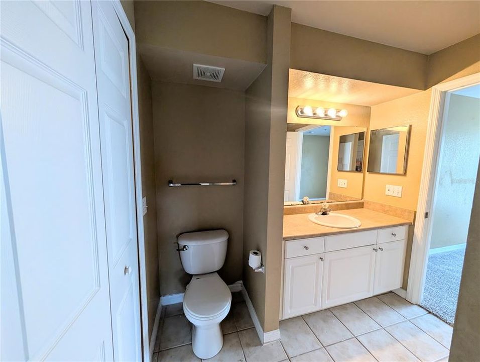 En Venta: $225,500 (2 camas, 2 baños, 1316 Pies cuadrados)