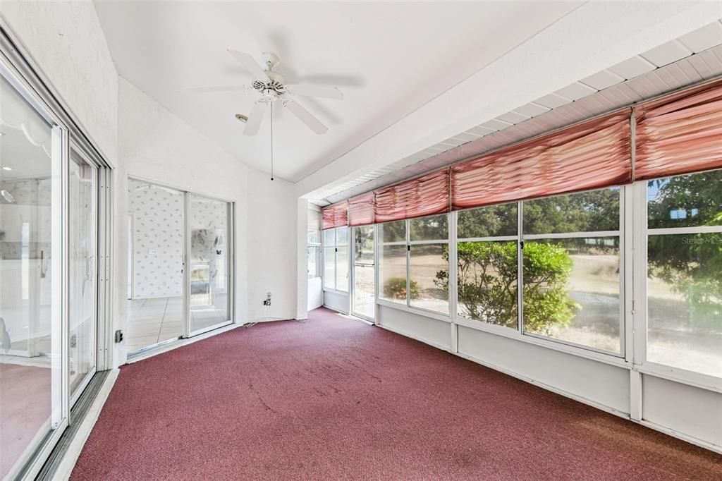 待售: $299,000 (2 贝兹, 2 浴室, 1830 平方英尺)