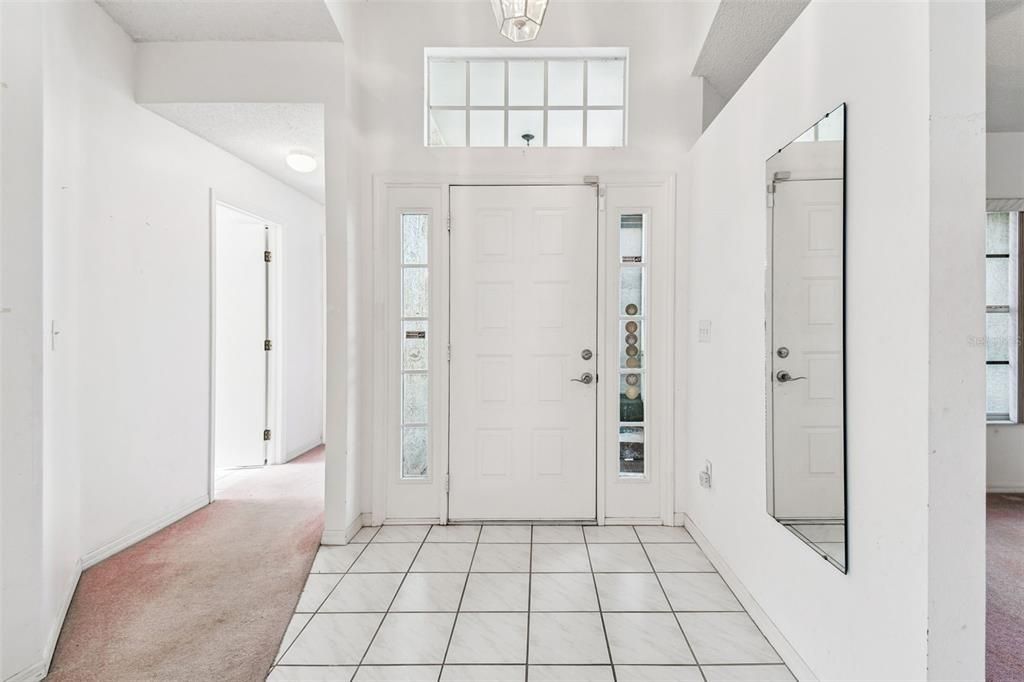 待售: $299,000 (2 贝兹, 2 浴室, 1830 平方英尺)