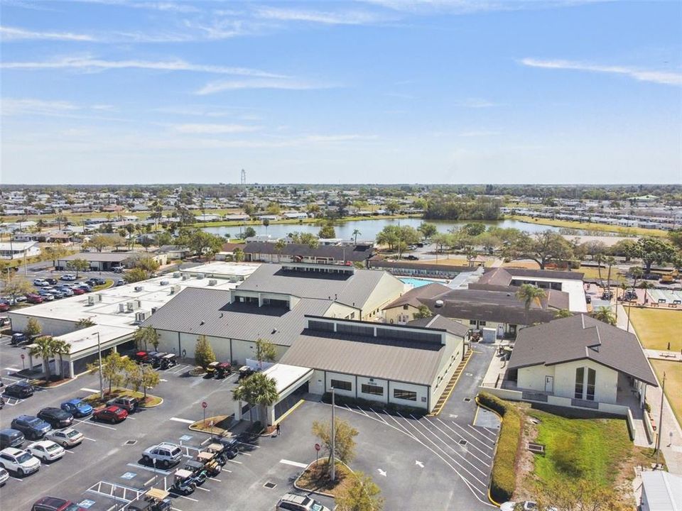 待售: $299,000 (2 贝兹, 2 浴室, 1830 平方英尺)