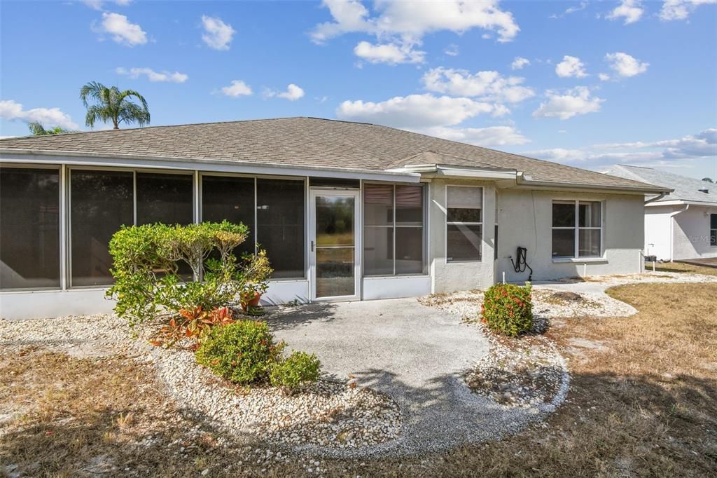 待售: $299,000 (2 贝兹, 2 浴室, 1830 平方英尺)