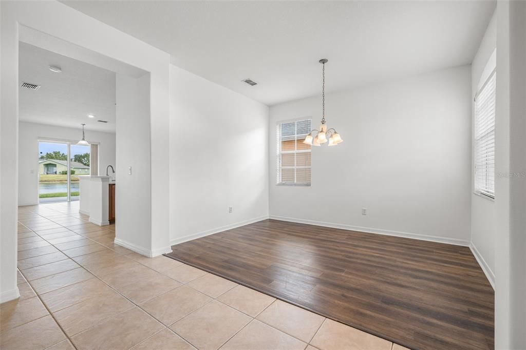 For Sale: $449,900 (5 beds, 3 baths, 2652 Square Feet)