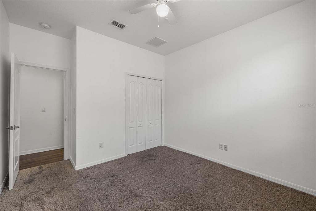 For Sale: $449,900 (5 beds, 3 baths, 2652 Square Feet)