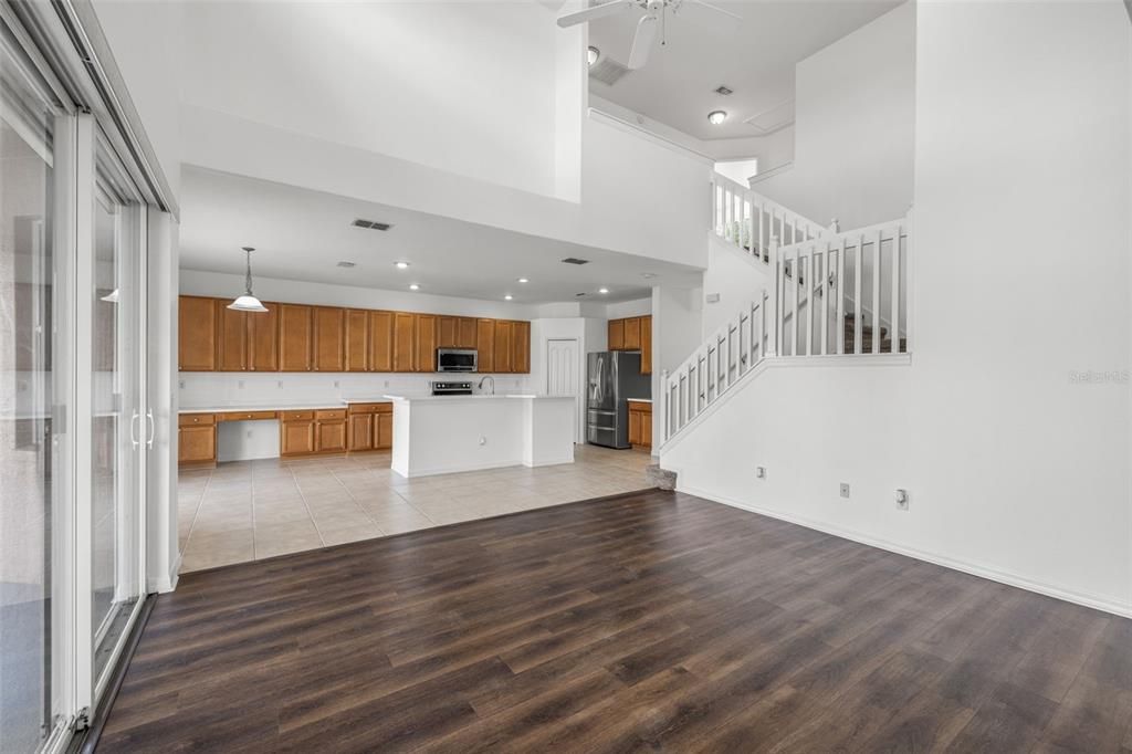 For Sale: $449,900 (5 beds, 3 baths, 2652 Square Feet)