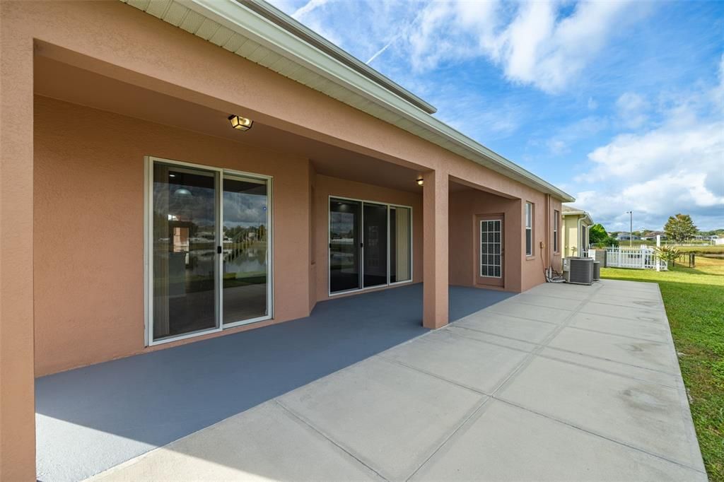 For Sale: $449,900 (5 beds, 3 baths, 2652 Square Feet)