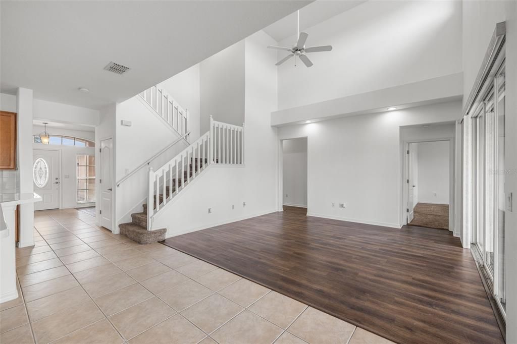 For Sale: $449,900 (5 beds, 3 baths, 2652 Square Feet)