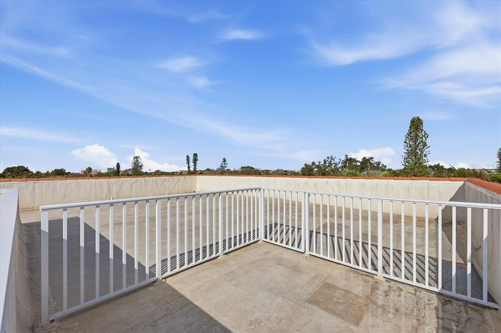 En Venta: $1,475,000 (4 camas, 3 baños, 2544 Pies cuadrados)