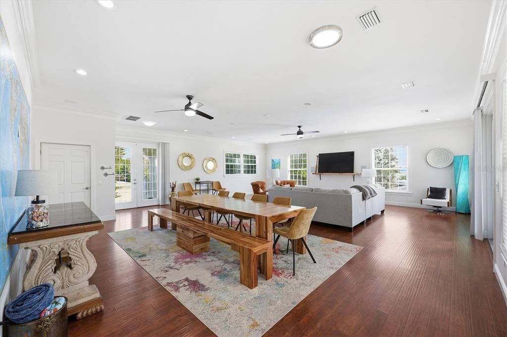 En Venta: $1,475,000 (4 camas, 3 baños, 2544 Pies cuadrados)