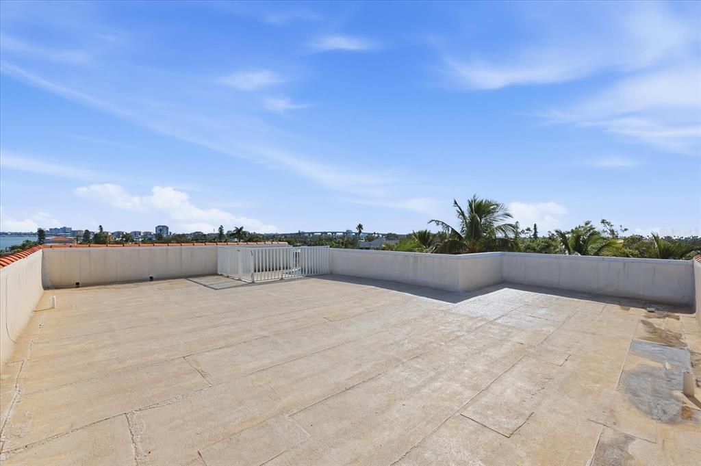 En Venta: $1,475,000 (4 camas, 3 baños, 2544 Pies cuadrados)