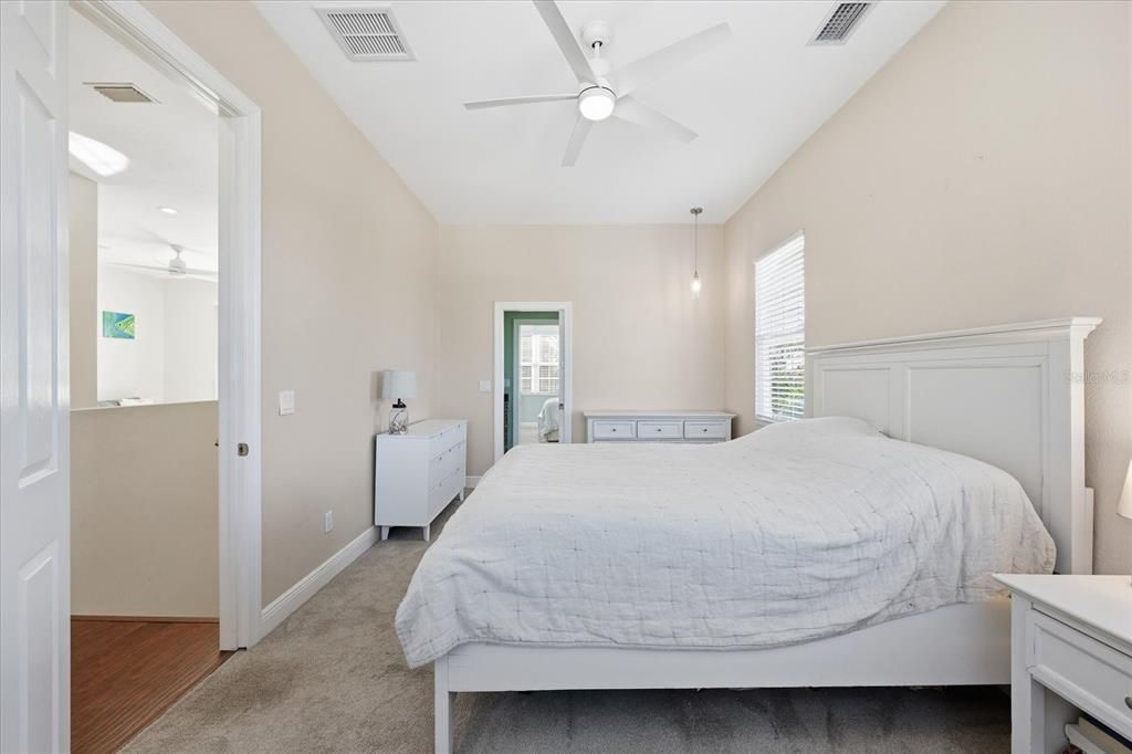 En Venta: $1,475,000 (4 camas, 3 baños, 2544 Pies cuadrados)