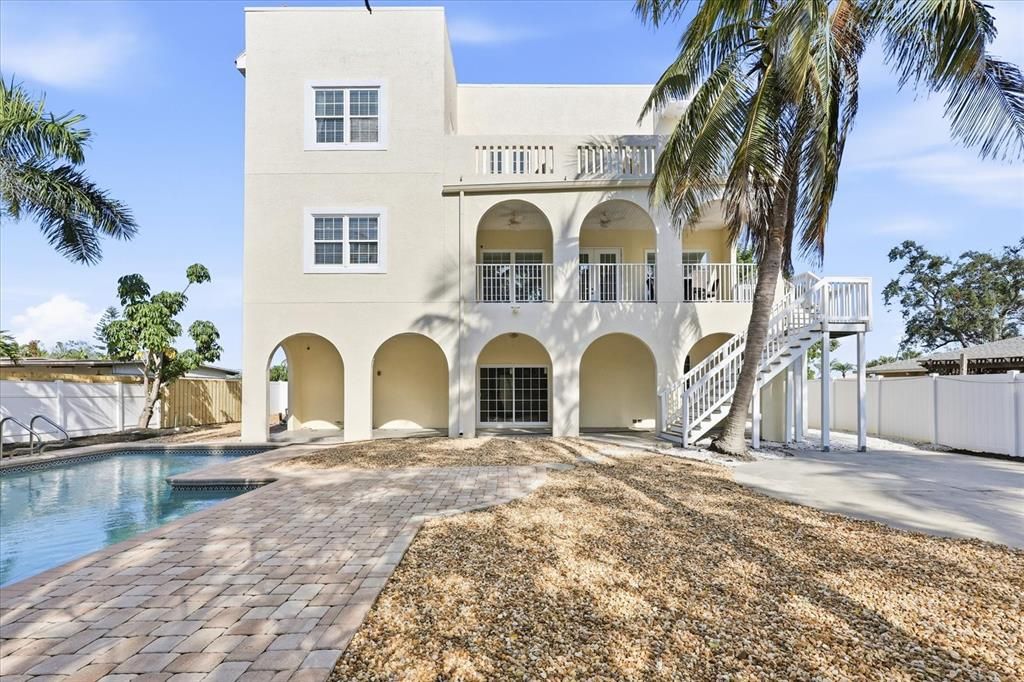 En Venta: $1,475,000 (4 camas, 3 baños, 2544 Pies cuadrados)