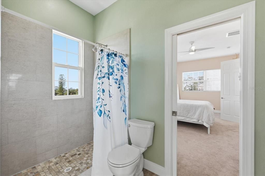 En Venta: $1,475,000 (4 camas, 3 baños, 2544 Pies cuadrados)