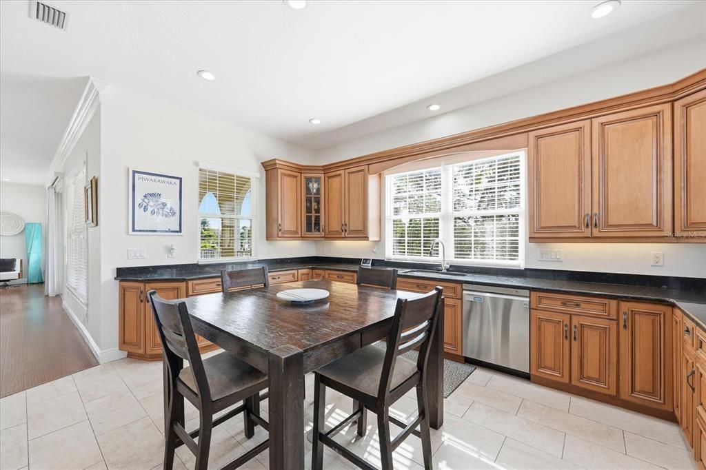 En Venta: $1,475,000 (4 camas, 3 baños, 2544 Pies cuadrados)