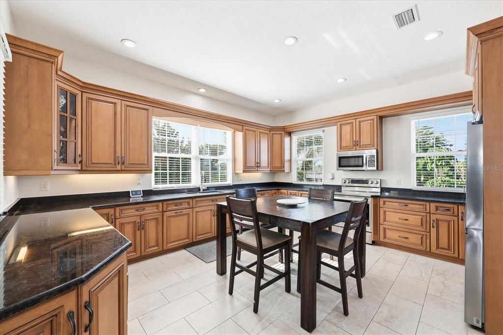 En Venta: $1,475,000 (4 camas, 3 baños, 2544 Pies cuadrados)