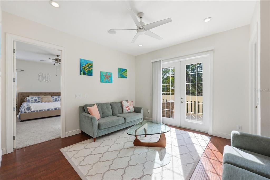 En Venta: $1,475,000 (4 camas, 3 baños, 2544 Pies cuadrados)