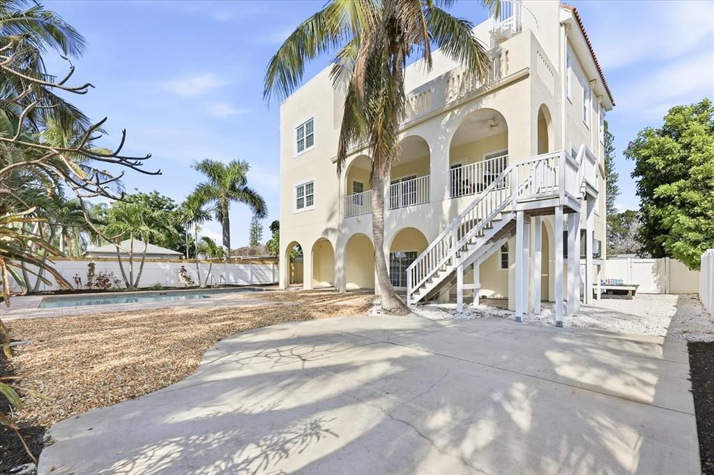 En Venta: $1,475,000 (4 camas, 3 baños, 2544 Pies cuadrados)