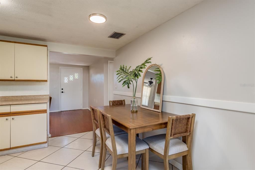 En Renta: $1,995 (3 camas, 2 baños, 1028 Pies cuadrados)