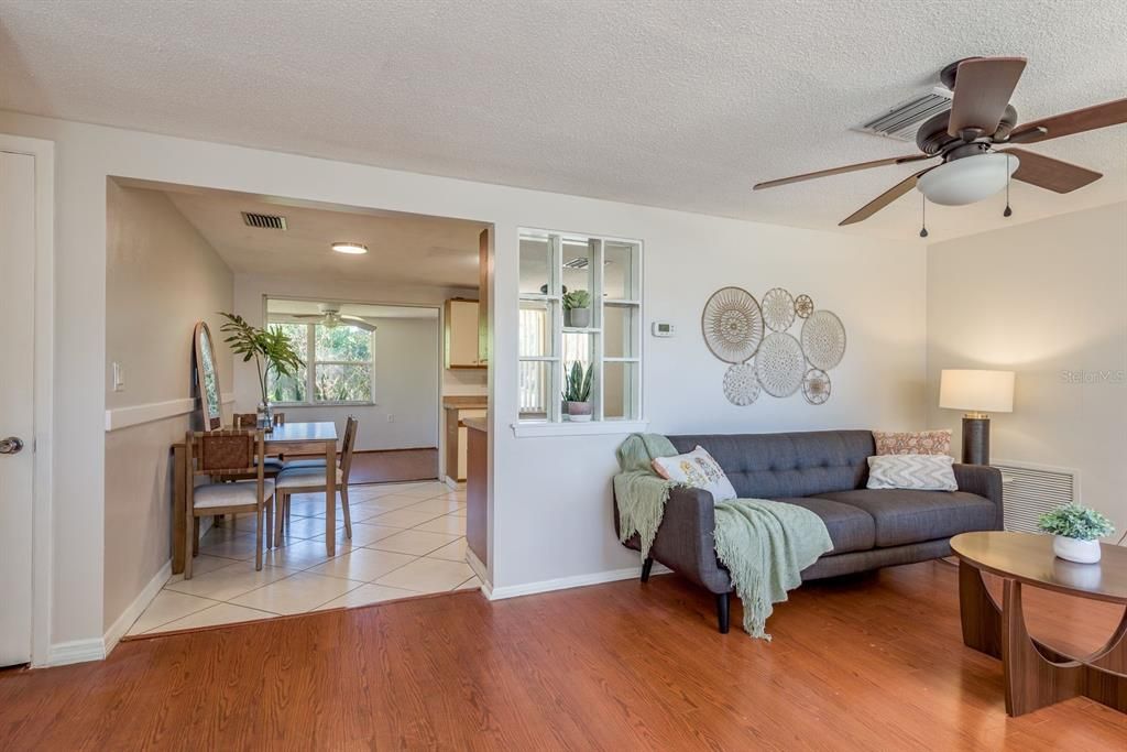 En Renta: $1,995 (3 camas, 2 baños, 1028 Pies cuadrados)