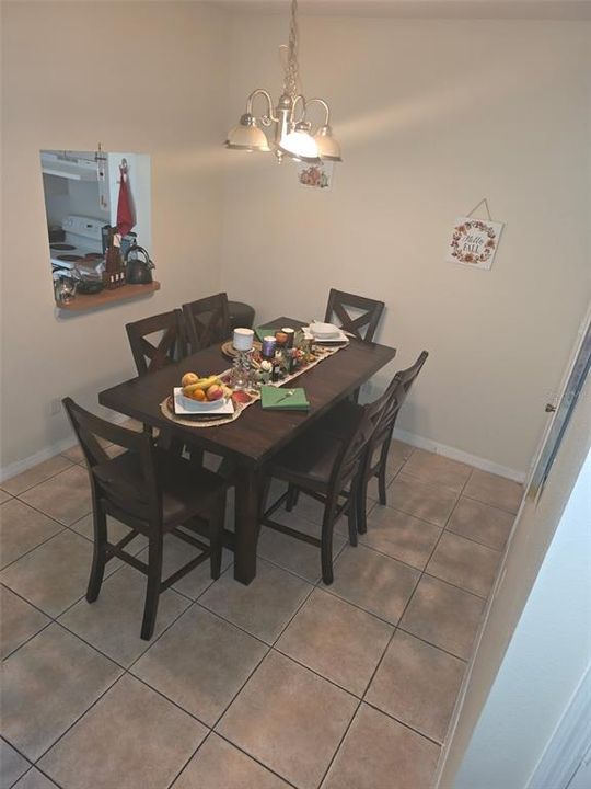 出租: $1,800 (2 贝兹, 2 浴室, 1343 平方英尺)