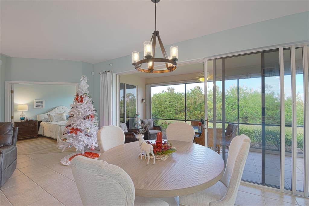 待售: $319,500 (2 贝兹, 2 浴室, 1626 平方英尺)