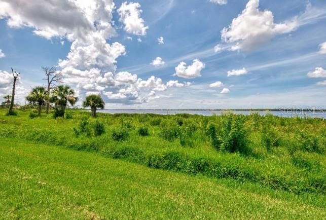 待售: $319,500 (2 贝兹, 2 浴室, 1626 平方英尺)