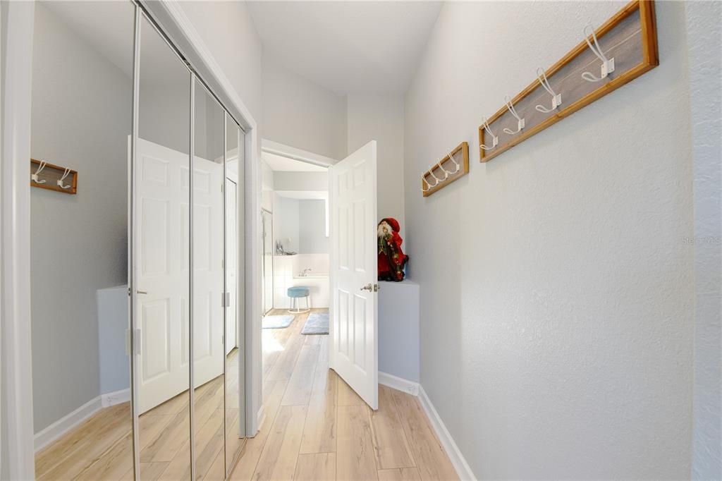 待售: $319,500 (2 贝兹, 2 浴室, 1626 平方英尺)