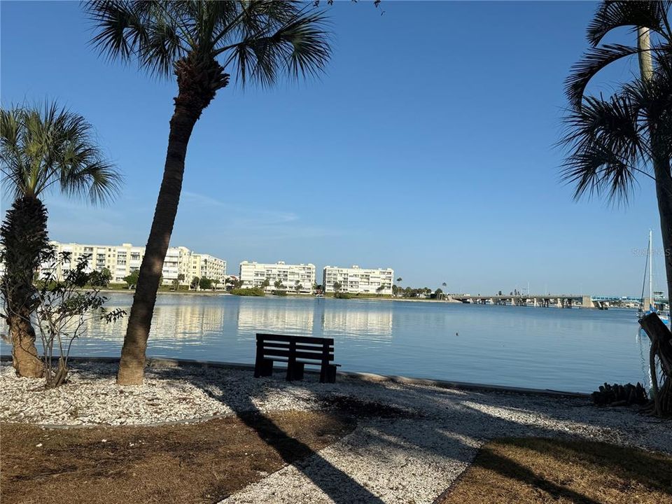 待售: $440,000 (6 贝兹, 0 浴室, 1790 平方英尺)