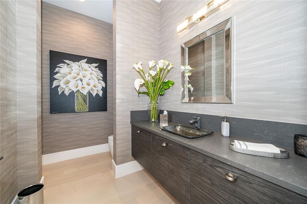 For Sale: $2,495,000 (4 beds, 4 baths, 3996 Square Feet)