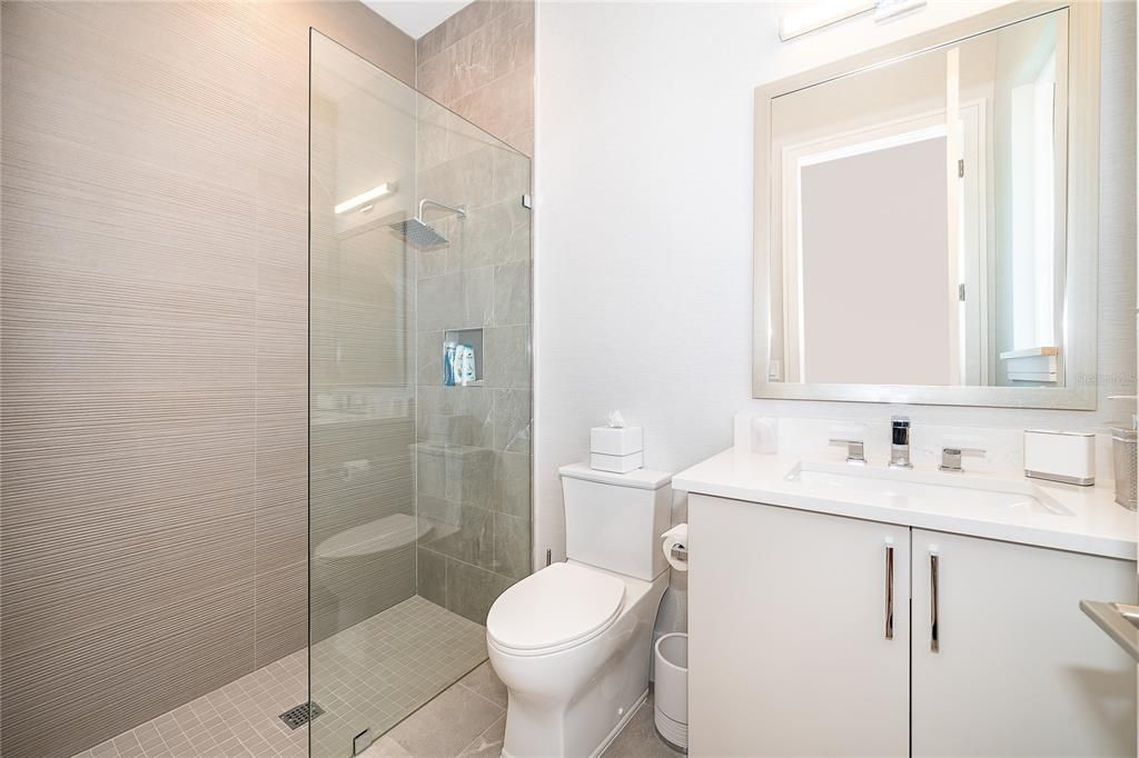 For Sale: $2,495,000 (4 beds, 4 baths, 3996 Square Feet)