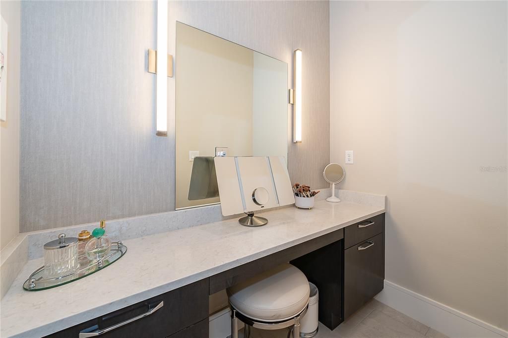 For Sale: $2,495,000 (4 beds, 4 baths, 3996 Square Feet)