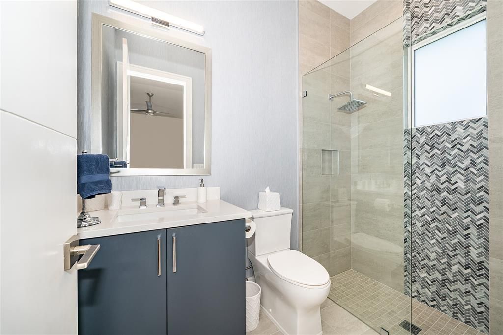 For Sale: $2,495,000 (4 beds, 4 baths, 3996 Square Feet)