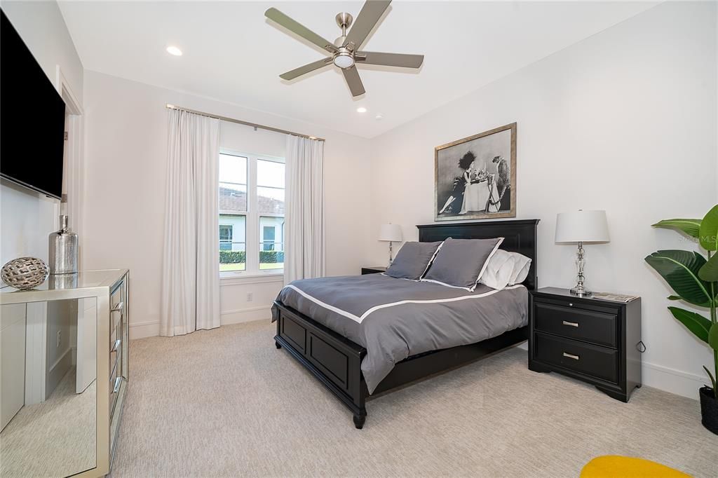 For Sale: $2,495,000 (4 beds, 4 baths, 3996 Square Feet)