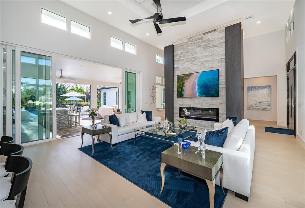 For Sale: $2,495,000 (4 beds, 4 baths, 3996 Square Feet)