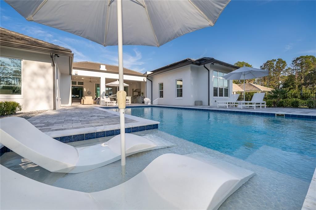 For Sale: $2,495,000 (4 beds, 4 baths, 3996 Square Feet)