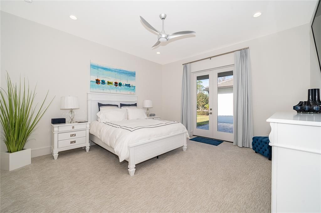 For Sale: $2,495,000 (4 beds, 4 baths, 3996 Square Feet)