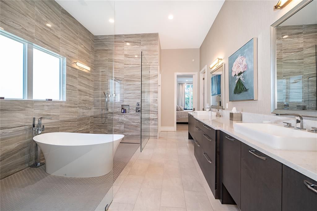 For Sale: $2,495,000 (4 beds, 4 baths, 3996 Square Feet)