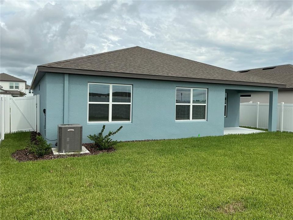 出租: $1,875 (3 贝兹, 2 浴室, 1662 平方英尺)